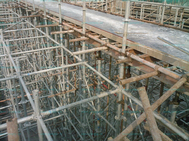 【建筑钢管脚手架】完工后理应“功成身退”！